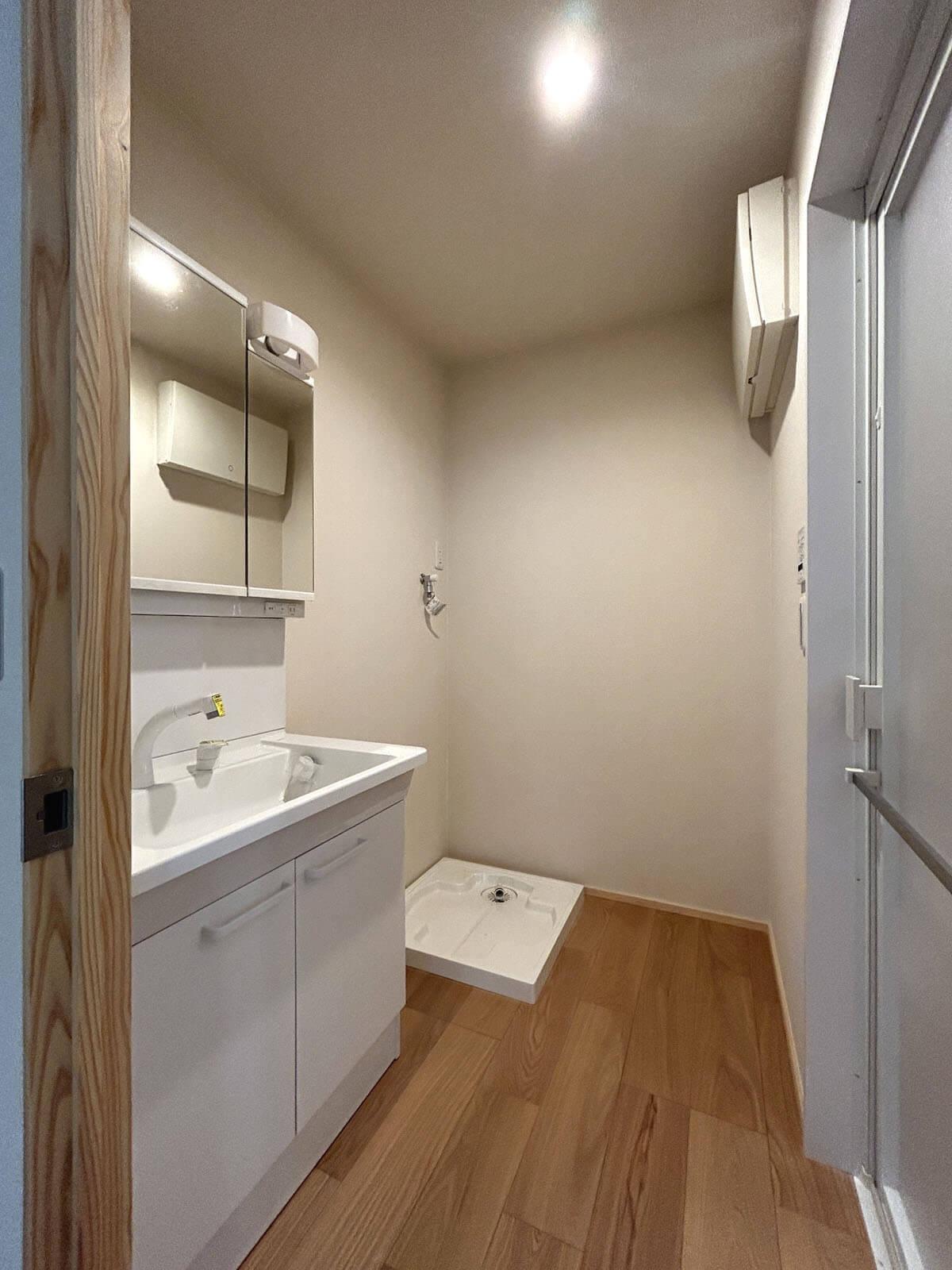 世田谷区船橋の賃貸物件/B：水まわりの設備は3区画共通の仕様です