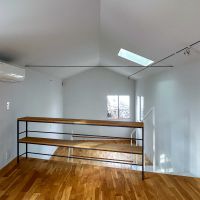 横浜市港北区篠原台町の賃貸物件/2階：中2階側をみる