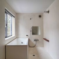 横浜市港北区篠原台町の賃貸物件/バスルーム。浴室部分はカーテンで区切れます