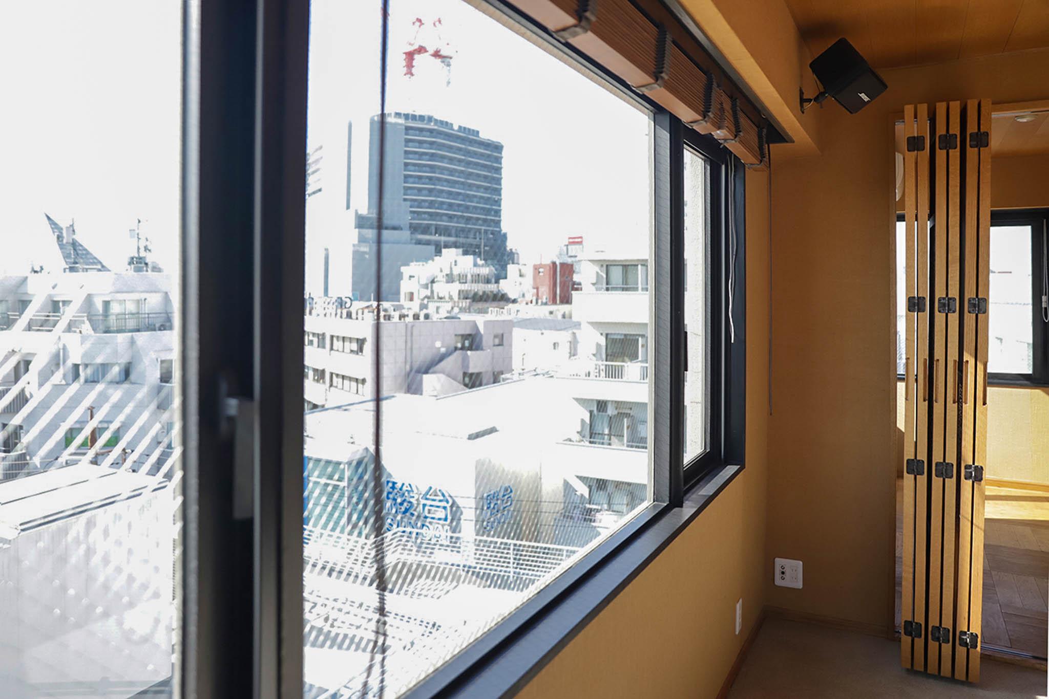 目黒区自由が丘の賃貸物件/最上階らしい抜けのある眺望が広がる