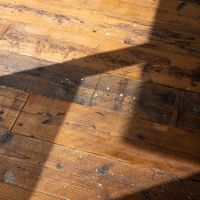 目黒区東山の賃貸物件/杉の足場板が美しい