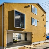 東京都昭島市東町の売買物件/こちらの側面もかわいい。セットバック分の道路は入居が決まり次第舗装されるよう。