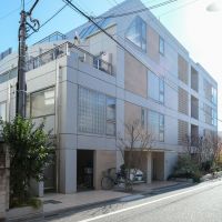 東京都世田谷区梅丘の売買物件/別アングルからの外観