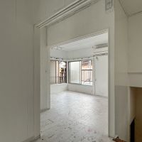 台東区根岸の賃貸物件/２階は窓が多く明るい印象です