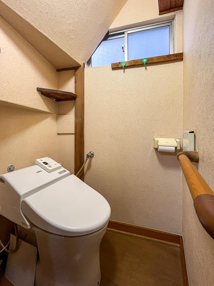 台東区根岸の賃貸物件/トイレ