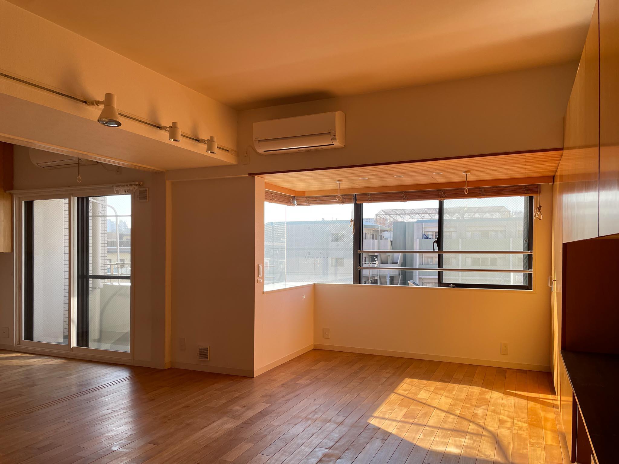 文京区千駄木の賃貸物件/もともとオーナーが自己使用していた部屋。暮らしを想定した収納がしっかり備わっています