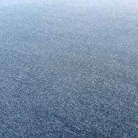 渋谷区神宮前の賃貸物件/フロテックスの質感。高密度に繊維が詰まっていて硬いので、キャスター付きの台車や家具がスムーズに動かせる