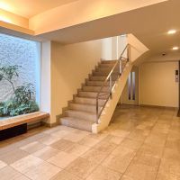 渋谷区神宮前の賃貸物件/エントランスホール