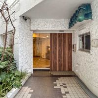 渋谷区神宮前の賃貸物件/オートロックのエントランス