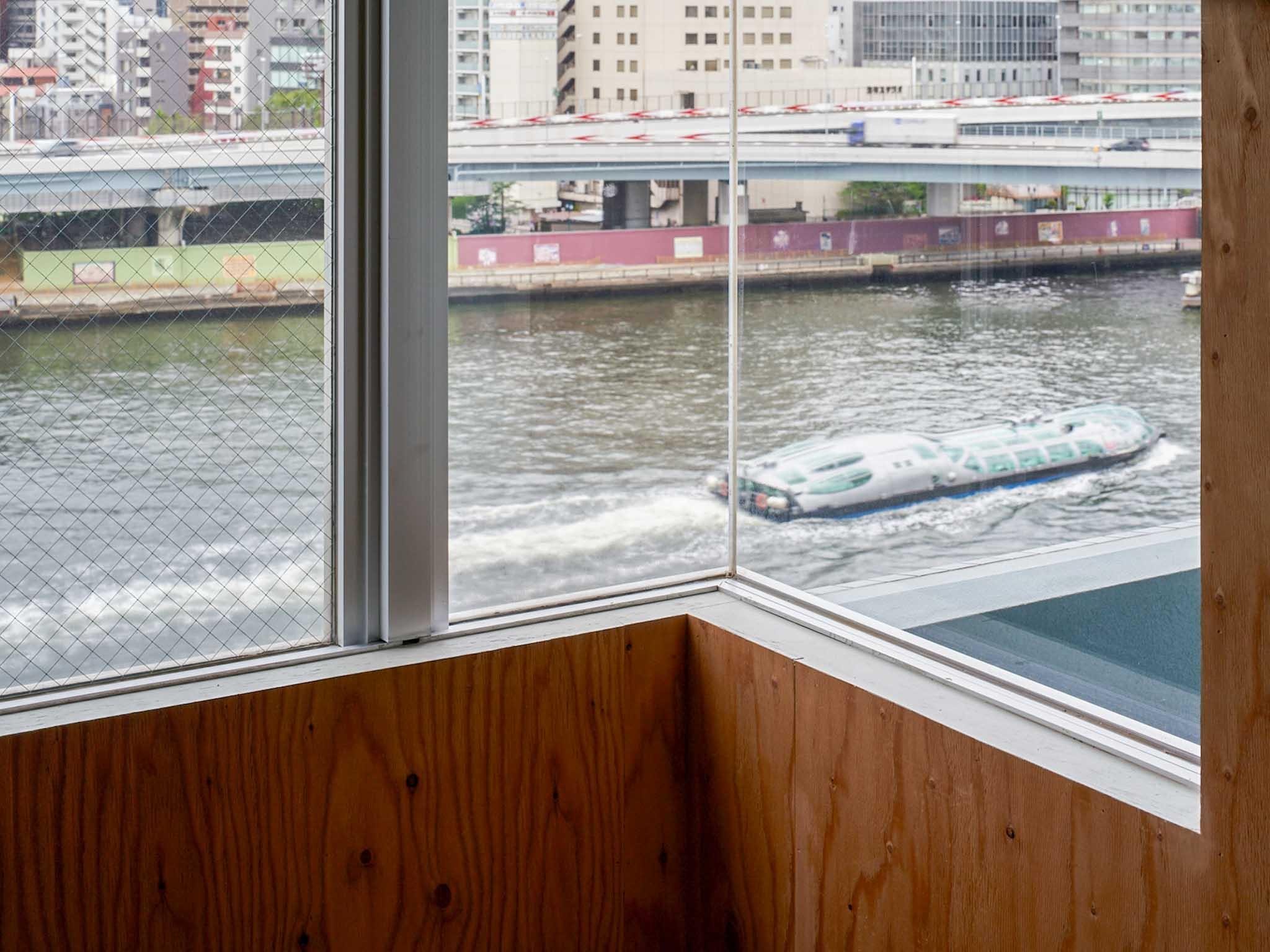 墨田区千歳の売買物件/コーナー窓からの景色