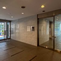 墨田区千歳の売買物件/オートロック付きのエントランス