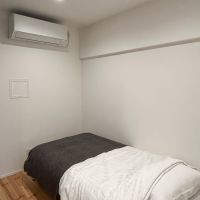 目黒区大岡山の賃貸物件/寝室。シングル〜セミダブルベッドが入るサイズ感