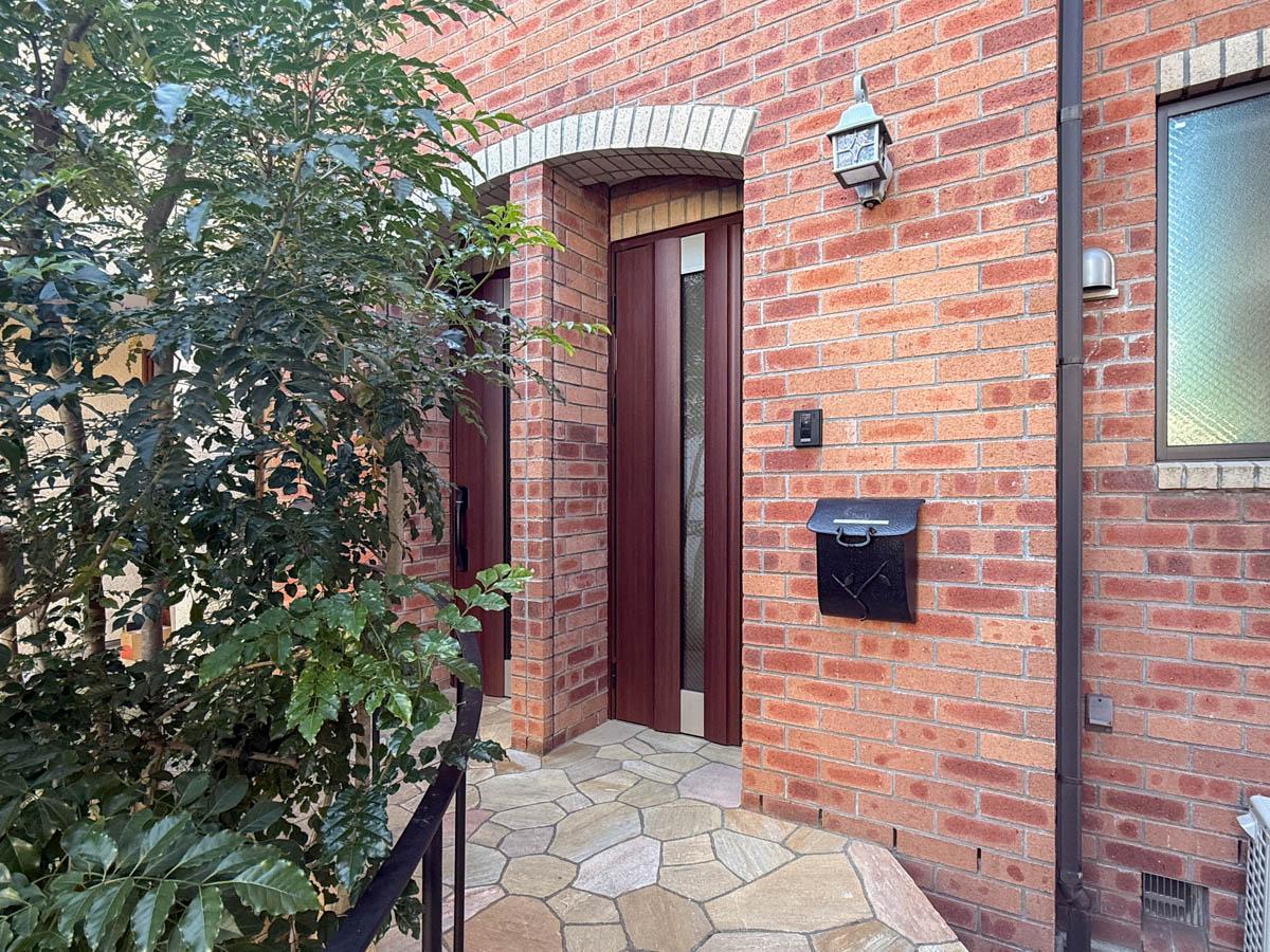 品川区豊町の賃貸物件/赤レンガが積まれた印象的な外観