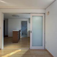 品川区豊町の賃貸物件/寝室からダイニングをみて