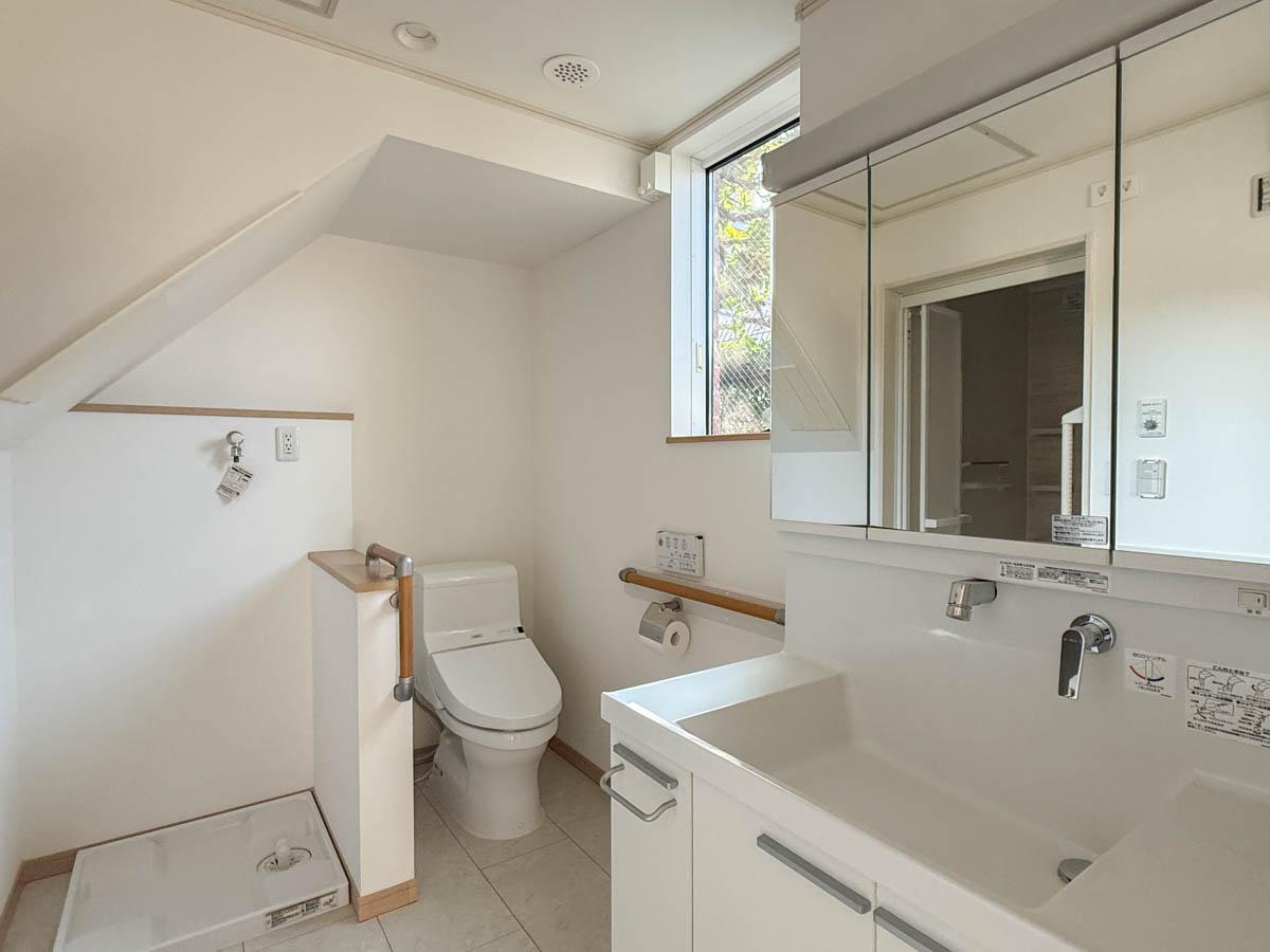 品川区豊町の賃貸物件/洗面、トイレ、洗濯機置き場