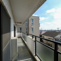 杉並区永福の売買物件/バルコニーは横にワイド