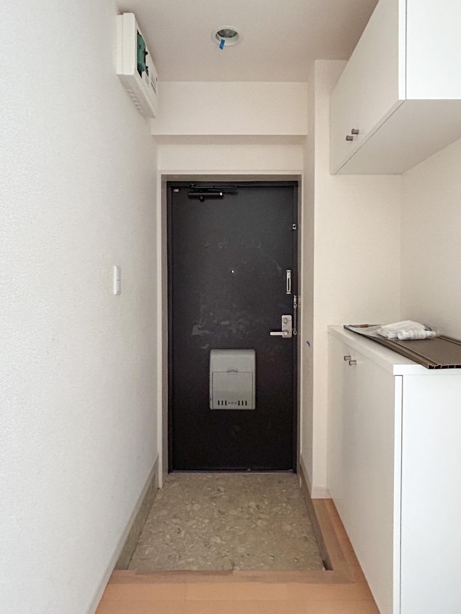 新宿区須賀町の賃貸物件/玄関