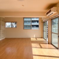 新宿区須賀町の賃貸物件/リビング別角度から