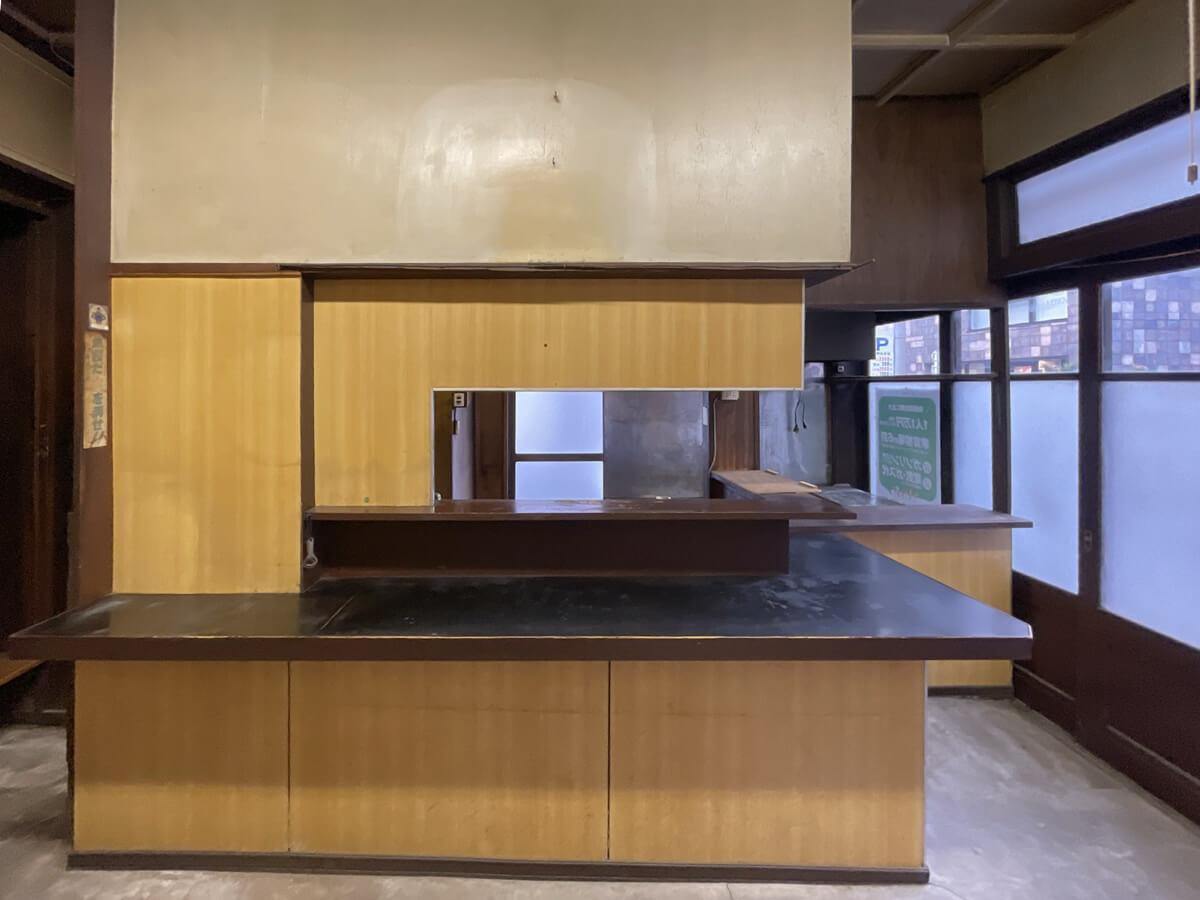 中央区新富の賃貸物件/1階：大きなカウンター