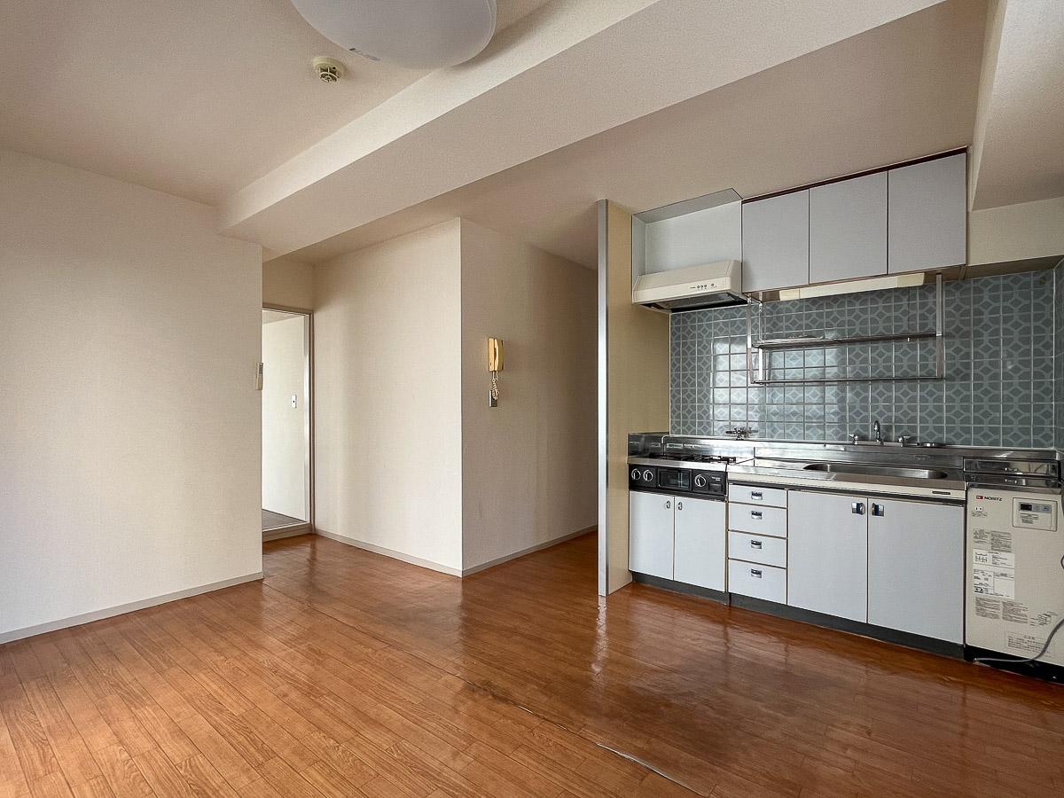 港区白金の賃貸物件/日中は照明いらずかもしれません