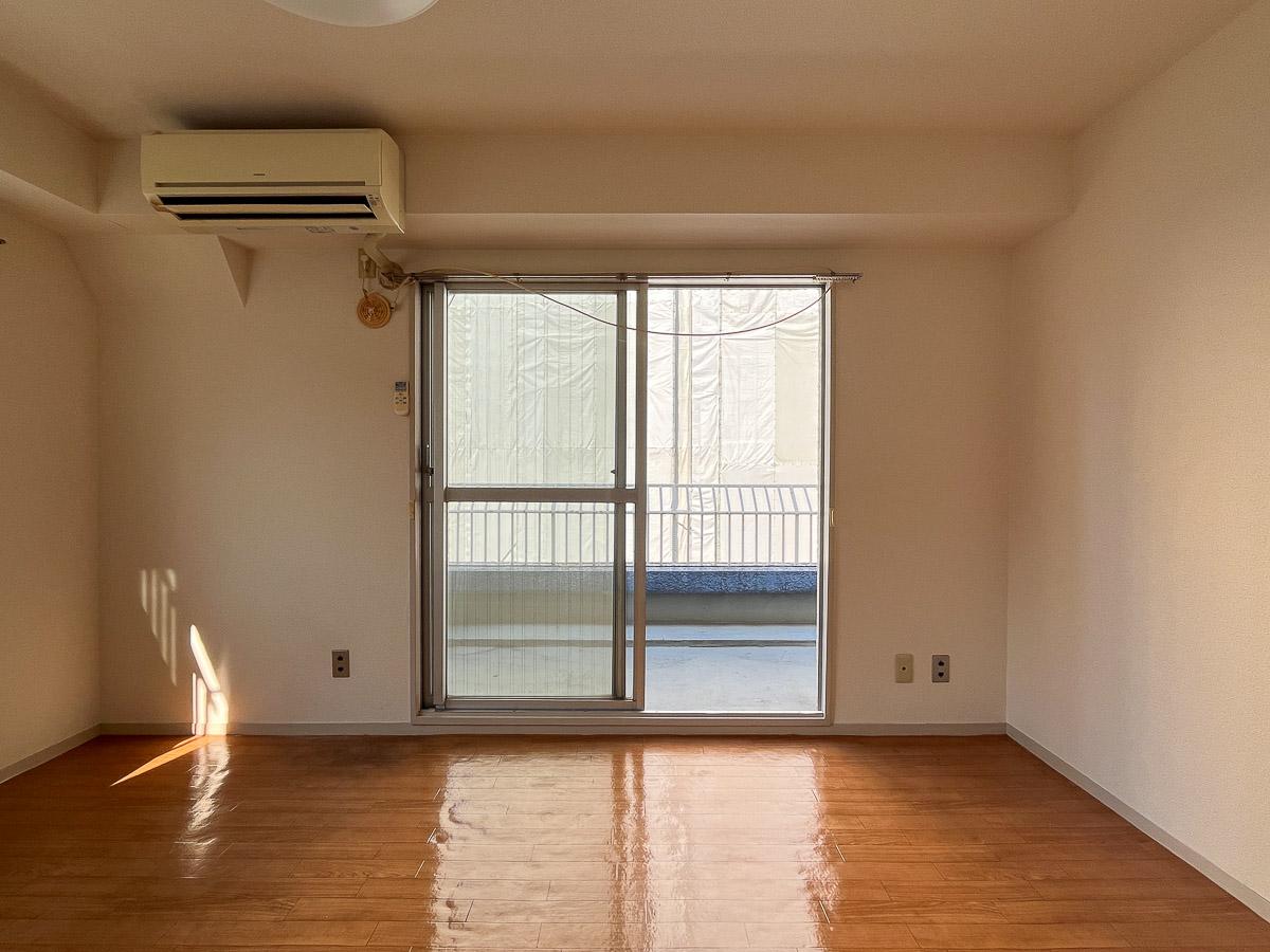 港区白金の賃貸物件/バルコニーに奥行きがあり、広く感じます