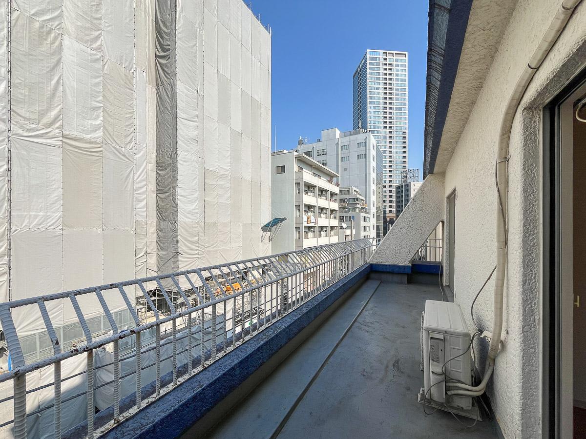 港区白金の賃貸物件/バルコニーの向かいは建物が建設中です