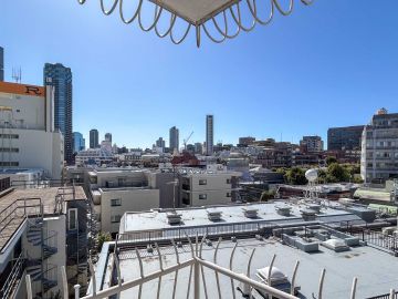 港区赤坂の賃貸物件/L字窓の余裕