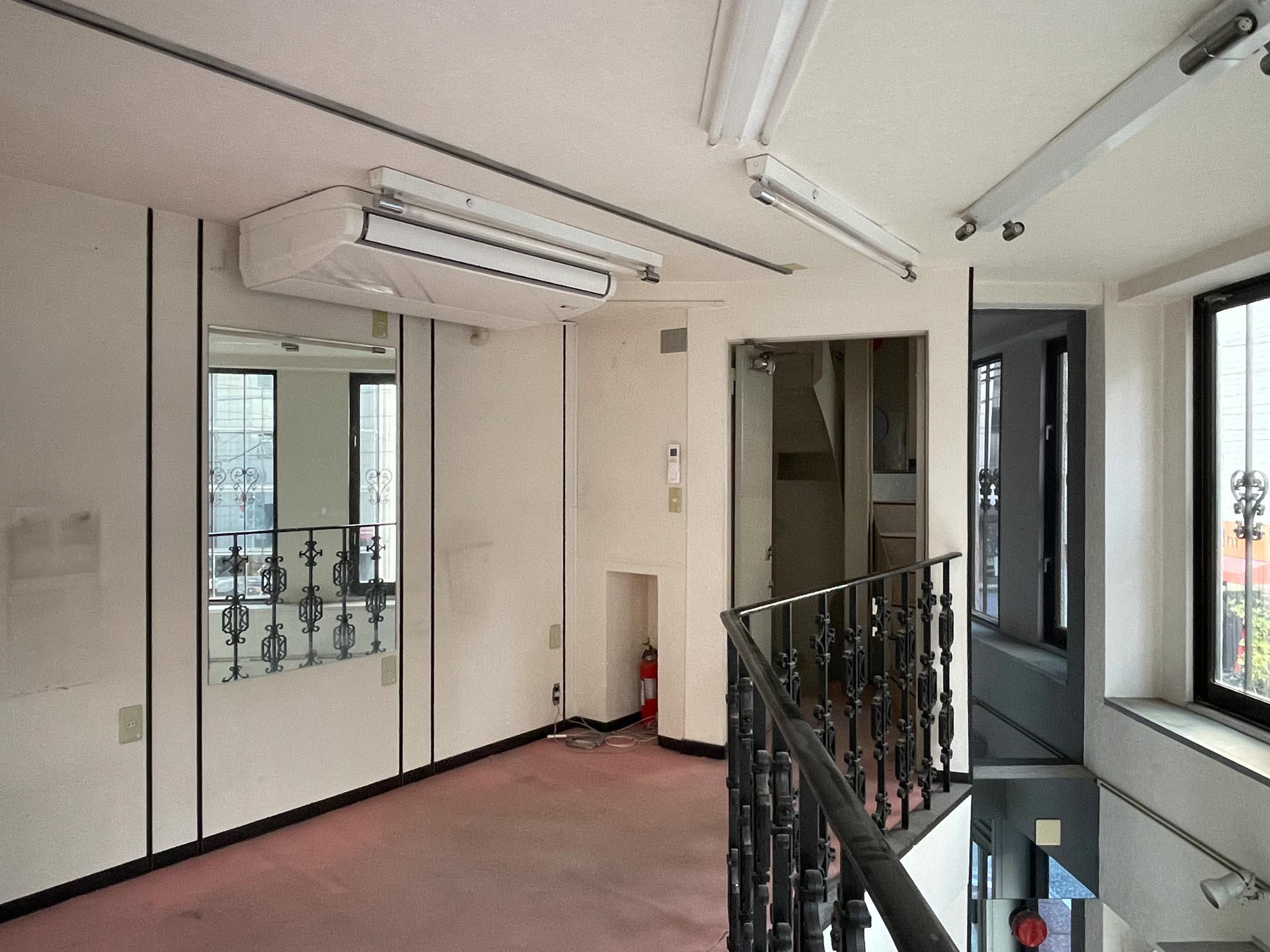 中央区東日本橋の賃貸物件/2F：エアコンが親切されました