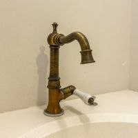 港区南青山の賃貸物件/レトロでかわいらしい水栓