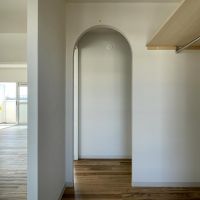 立川市幸町の賃貸物件/ワンポイントのアーチ。カーテンを設置できます