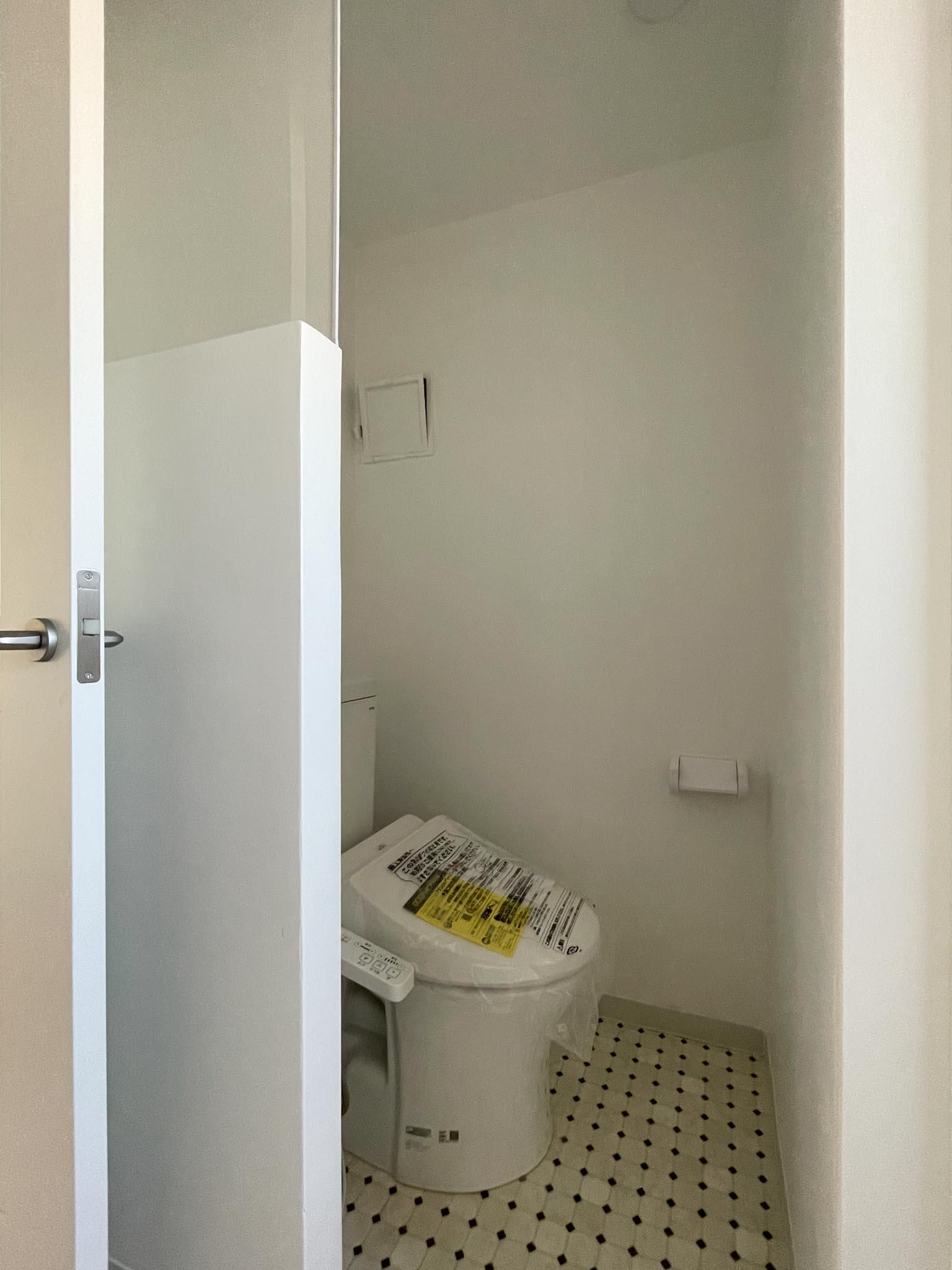 立川市幸町の賃貸物件/トイレには扉がありません