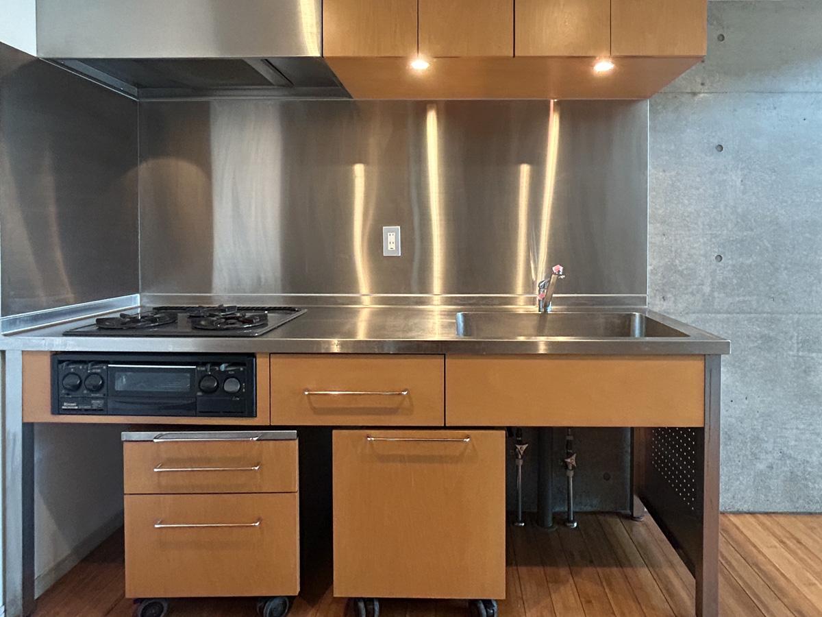 新宿区須賀町の賃貸物件/スペース、収納ともに充実しています