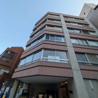 港区元赤坂の賃貸物件/古くてもカッコいい外観