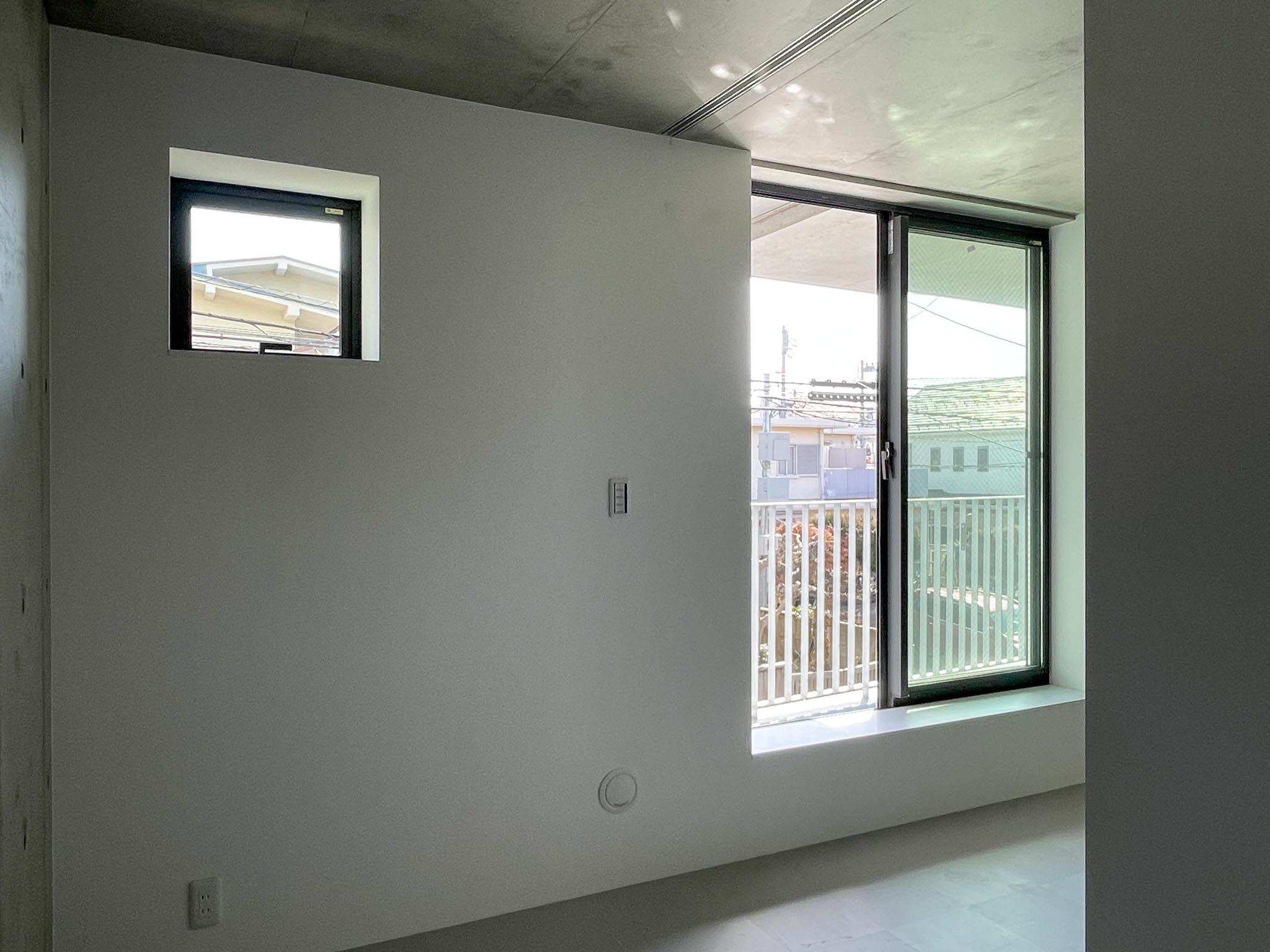 杉並区高円寺南の賃貸物件/203：リビング横の洋室を内側から