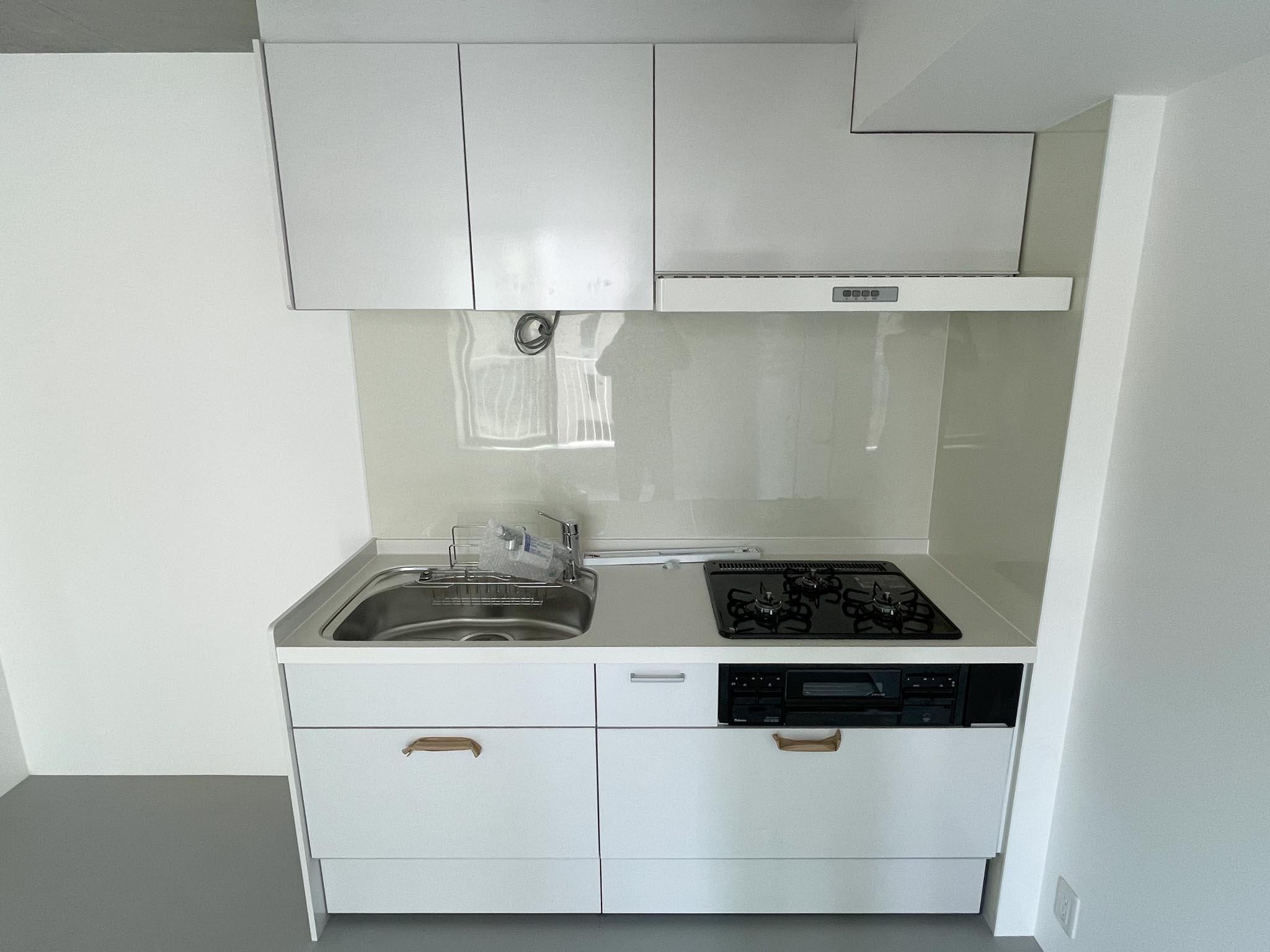 杉並区高円寺南の賃貸物件/202：3口ガスコンロにグリル付きのキッチン