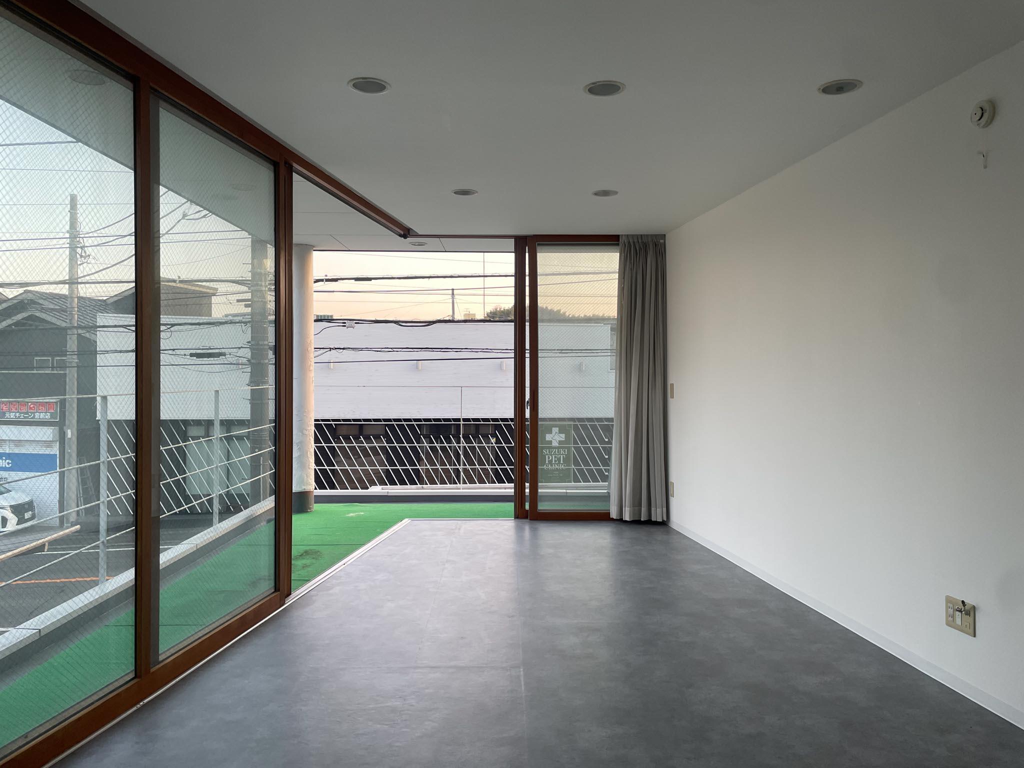 川崎市宮前区神木本町の賃貸物件/外との境界線があいまいに感じるほどの開放感