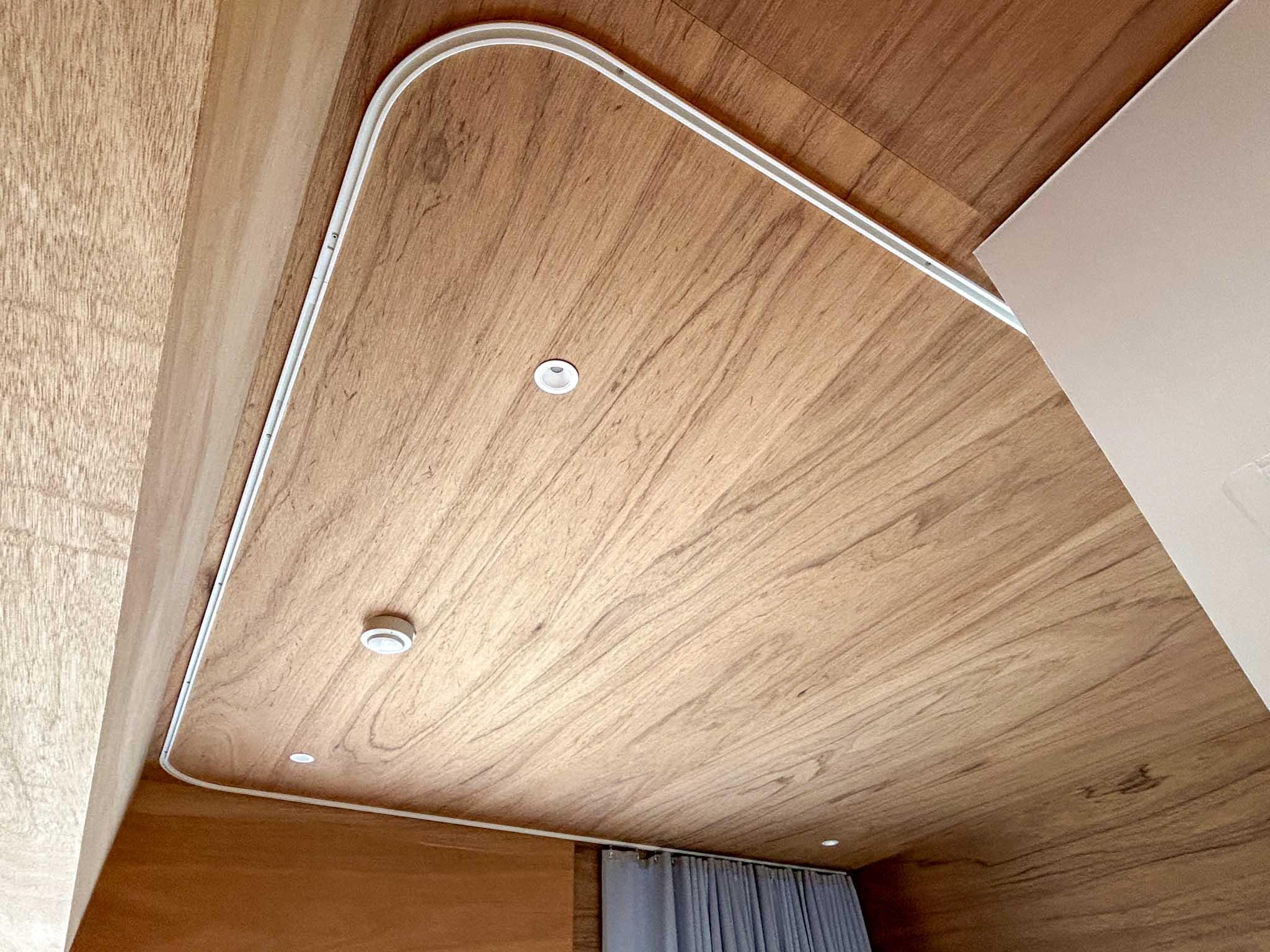 小金井市中町の売買物件/カーテンで隠せる仕様