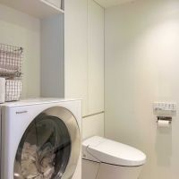 小金井市中町の売買物件/洗面脱衣室。トイレも同室