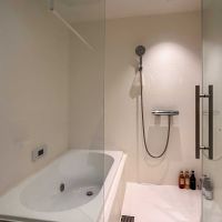 小金井市中町の売買物件/浴室。追いだき、浴室乾燥機付き