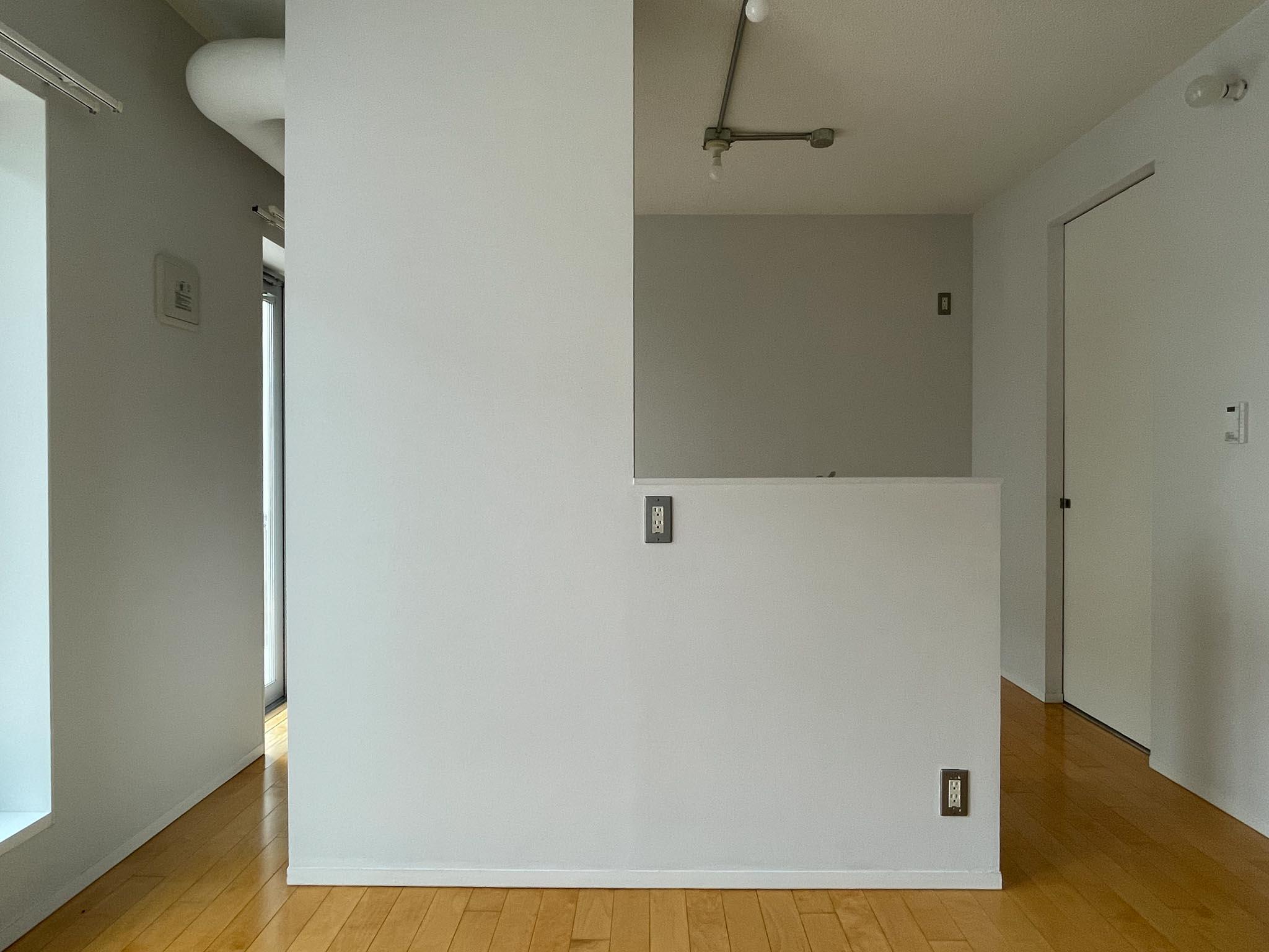 北区中里の賃貸物件/キッチンにダイニングテーブルを沿わせるのがよさそうです