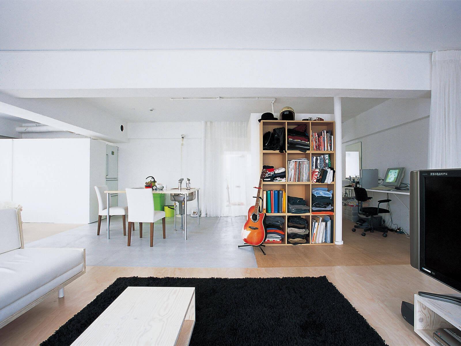 昭島市武蔵野の売買物件/気ままな1人暮らしにぴったりの60㎡越えのワンルーム（2007年リノベーション当時の取材写真）