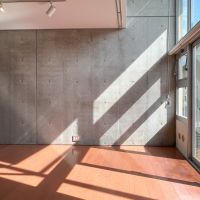 大田区南千束の賃貸物件/南向きの窓際には光がたっぷりと注いできます