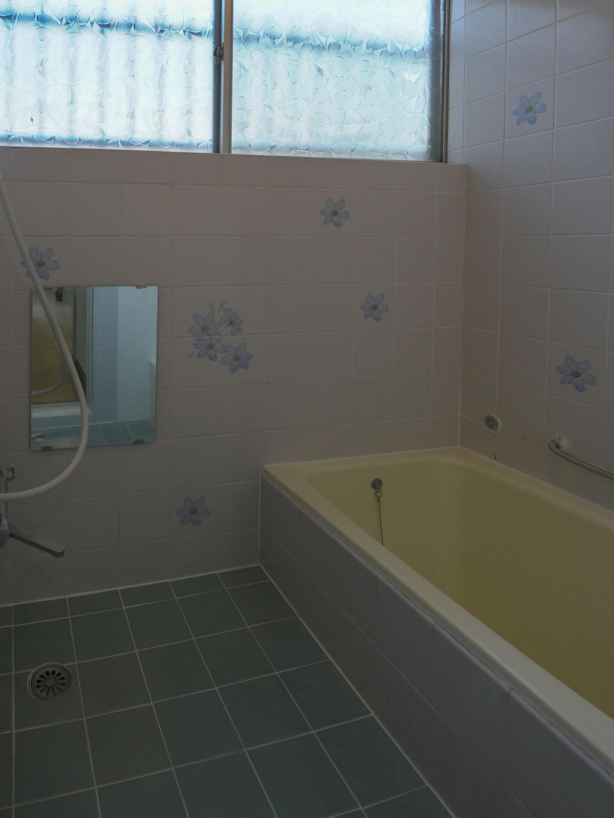 世田谷区鎌田の賃貸物件/レトロな浴室