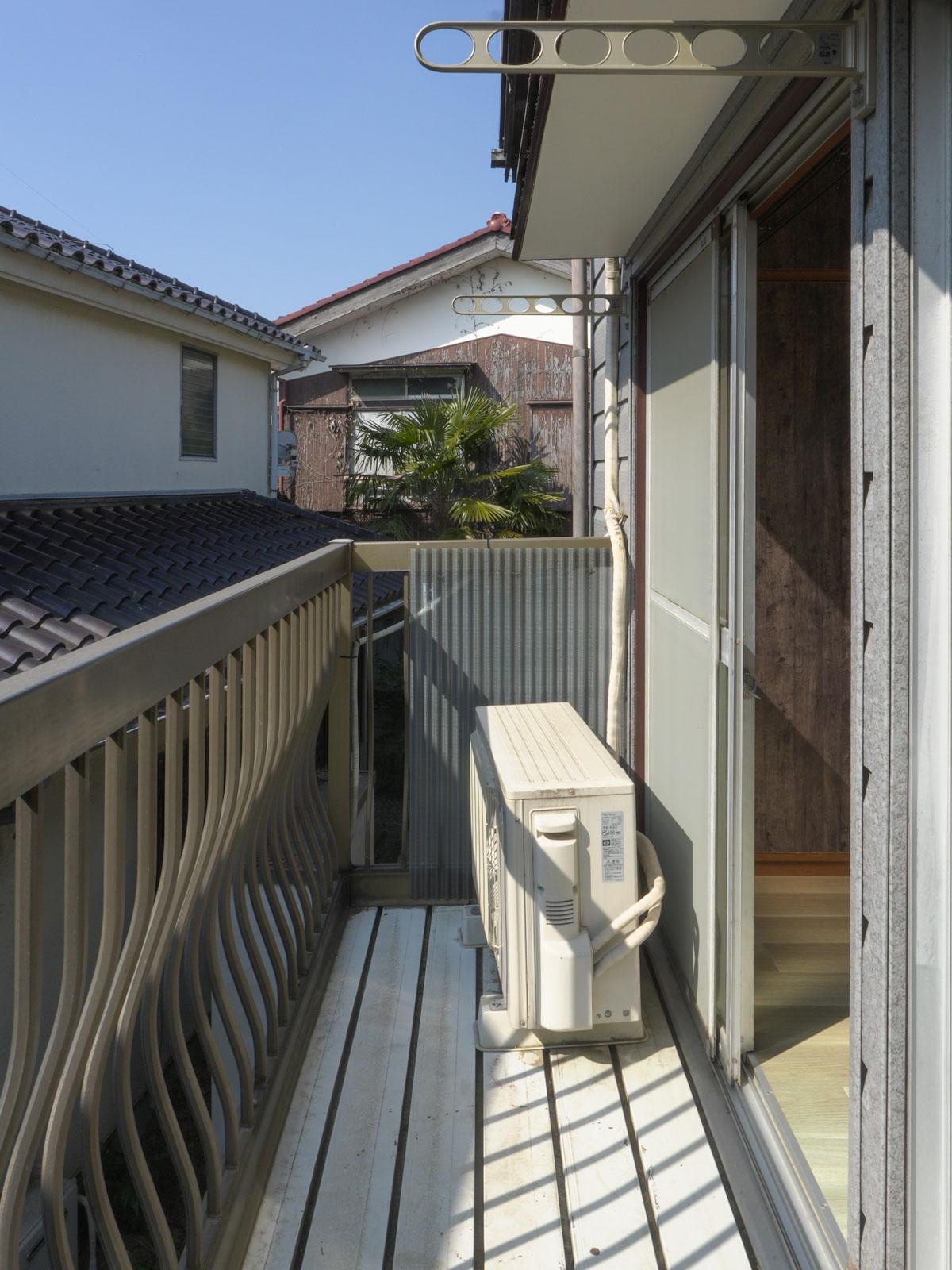 世田谷区鎌田の賃貸物件/2階南側のベランダ