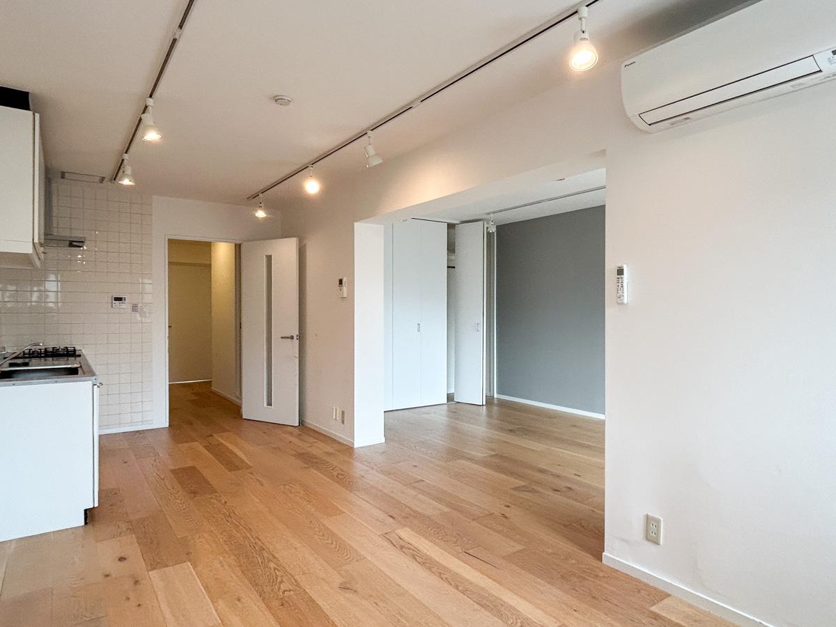 新宿区中落合の賃貸物件/リビング別角度から