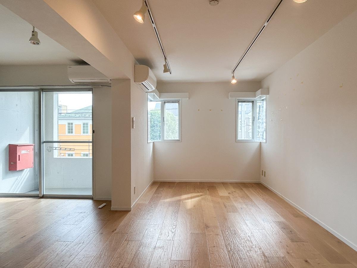 新宿区中落合の賃貸物件/リビング別角度から