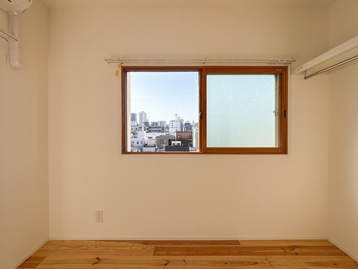 江東区白河の賃貸物件/窓からの景色もキュート