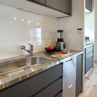 江東区白河の賃貸物件/シンクも広々としたスペース。食洗機もついています