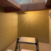 横浜市中区打越の賃貸物件/広さ2.4㎡ほどの広さ。屈んで入るような広さですが、アウトドア用品・季節ものの荷物などしっかり収納できます