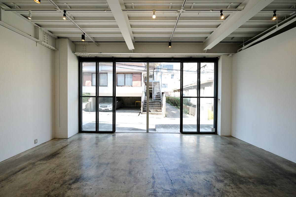 港区南青山の賃貸物件/このままショップやショールームとして使えそうな内装